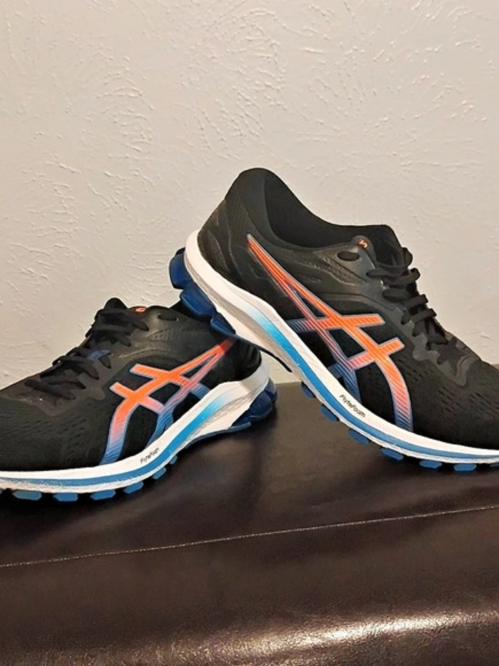 ASICS GT-1000 10 Men's Running Shoes Size 10
